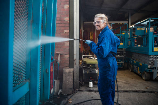Best Commercial Building Pressure Washing  in Chowchilla, CA