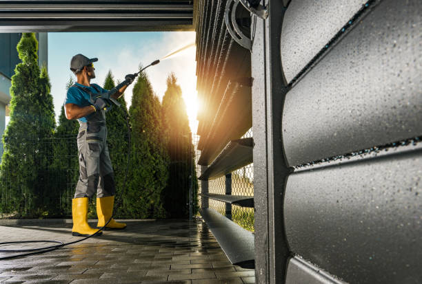 Best Garage Pressure Washing  in Chowchilla, CA