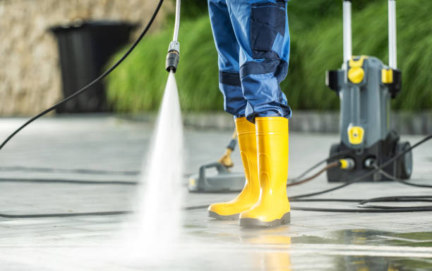 Best Commercial Pressure Washing  in Chowchilla, CA